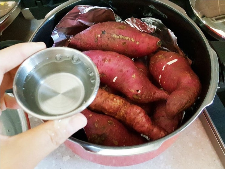  압력밥솥고구마찌기 누구나 쉽게 구운고구마만들기!