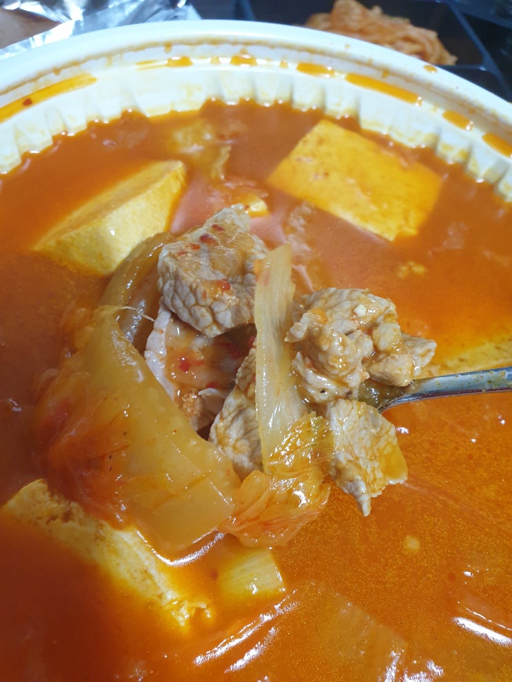  울엄마 김치찌개 & 묵은지 김치찜