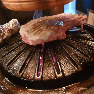 [광흥창역 맛집] 고기가 맛있는 신수로, 분위기 즐기며 와인 한 잔