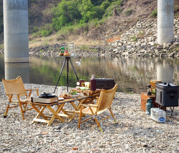 서로 기대고 사는 인연