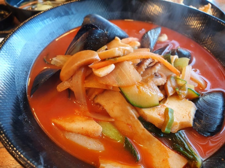  황매산 맛집 들뫼루. 황매산 근처 중국집인데 짬뽕이  맛있는 산청맛집이다.