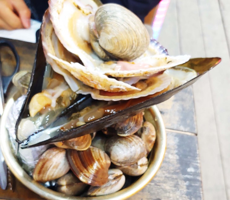 [제부도 조개구이 맛집] 끊임없이 나오는 해산물 파티!