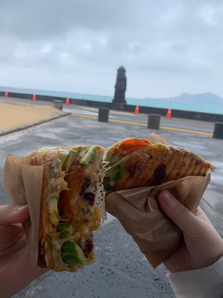 제주 금능샌드 금능해수욕장 맛집 제주에서 먹는 아보카도파니니