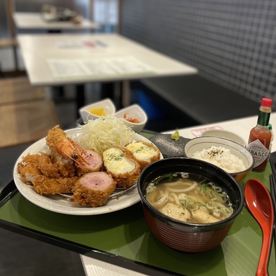  [부산 장산맛집] 해운대 돈까스전문점 - 유리카모메