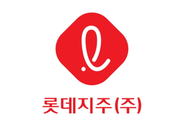 롯데, 폐점에 이어 전 직급 희망퇴직까지..