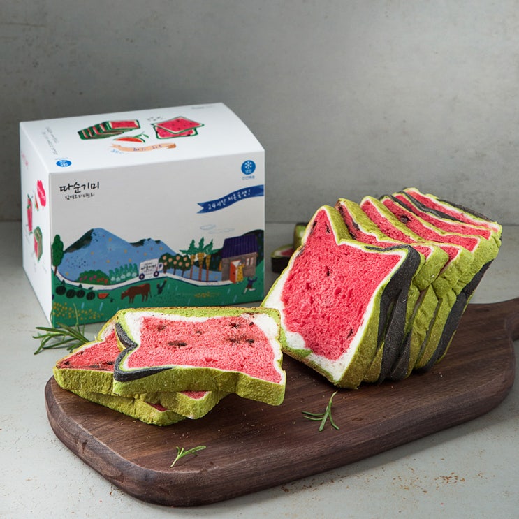 후기가 정말 좋은 김경오 파티쓰리 따순기미 수박식빵, 480g, 1개(로켓배송) 추천해요 후기가 정말 좋은 김경오 파티쓰리 따순기미 수박식빵, 480g, 1개(로켓배송) 추천해요