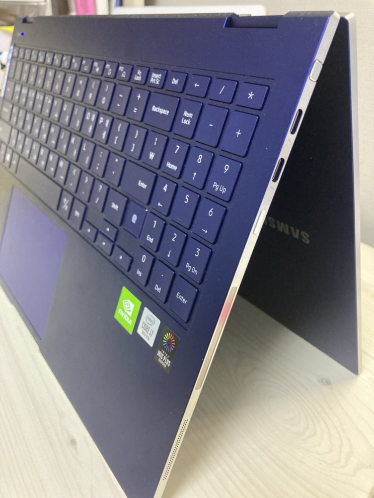 삼성 노트북: Flex1 두 달 사용 후기