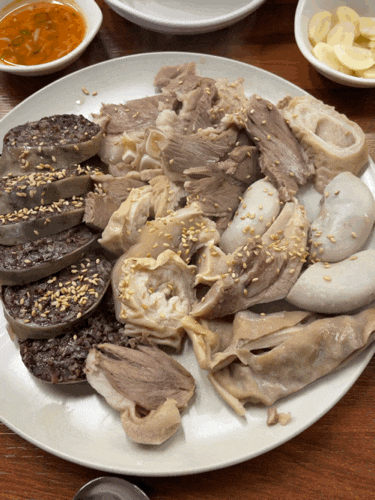  [영등포 시장] 단골 순대국 맛집 '영등포 아바이순대국'
