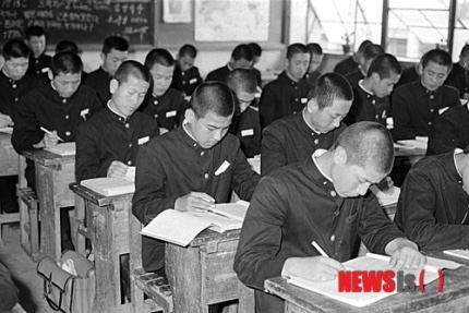  졸업과 입학의 기쁨이 있는 음식 “짜장면”