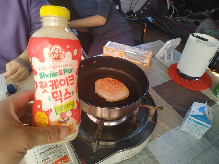  캠핑장에서 아이들과 함께 쉽게 만들어 먹기 좋은 오뚜기 쉐이크앤팬 핫 케이크믹스~!!
