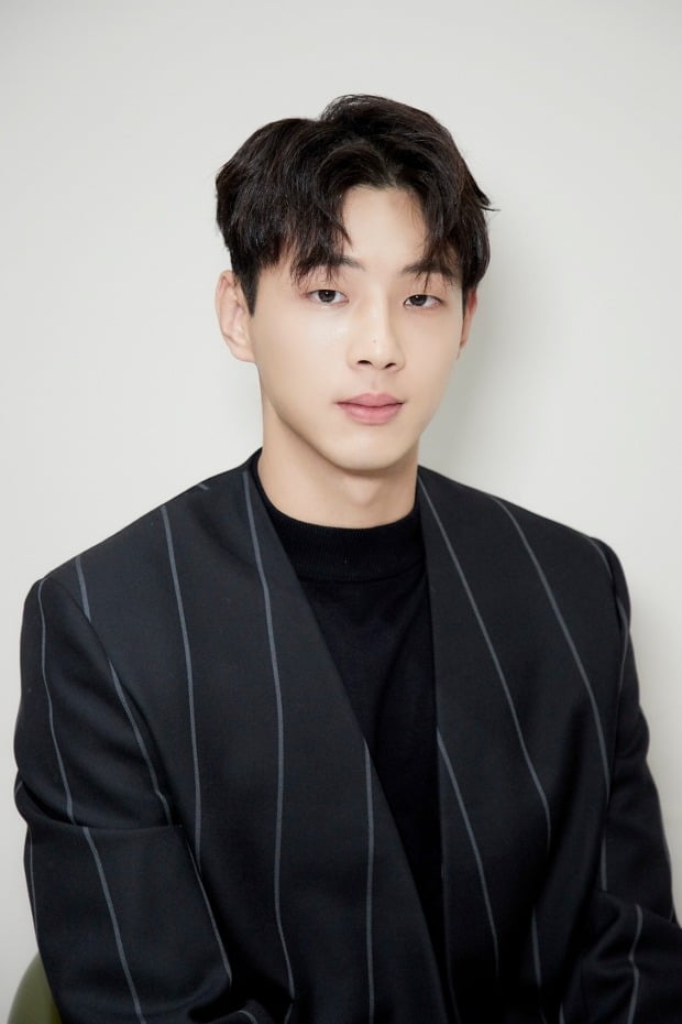  지수 나이 학폭 학교폭력 인스타 키 학력 고향 가족 드라마 영화