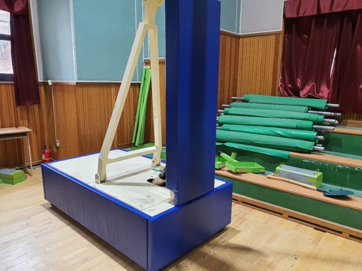 여주점동고등학교 농구대보호대 교체 작업