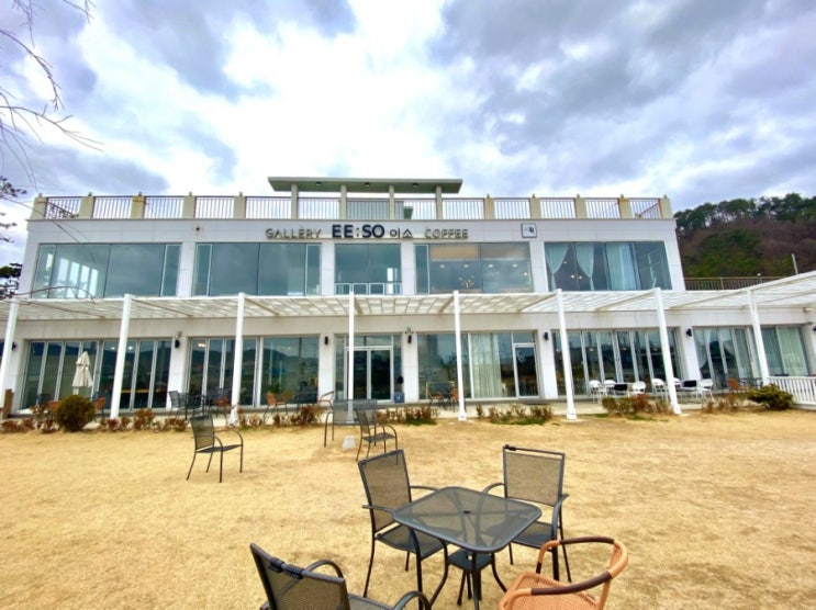  울산 애견 동반카페 이색 카페/반려동물과 함께 즐기며 휴식 할 수 있는 카페이소로 오소!