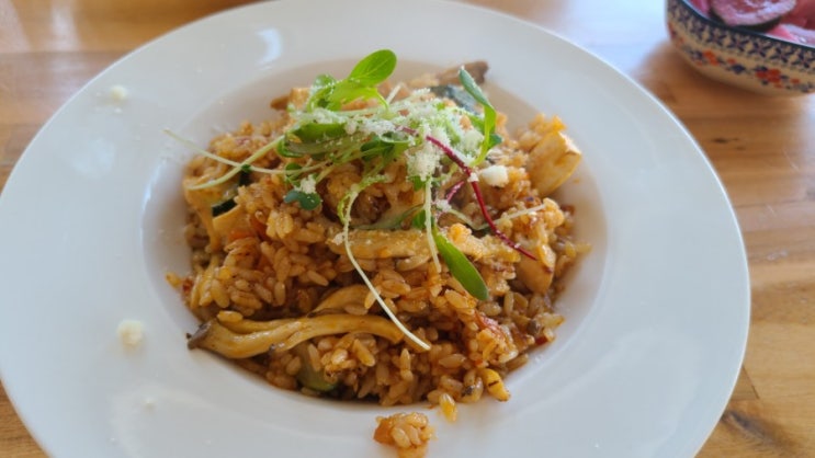 마산 현동 맛집 피자로 유명한 작은부엌에 다녀왔어용