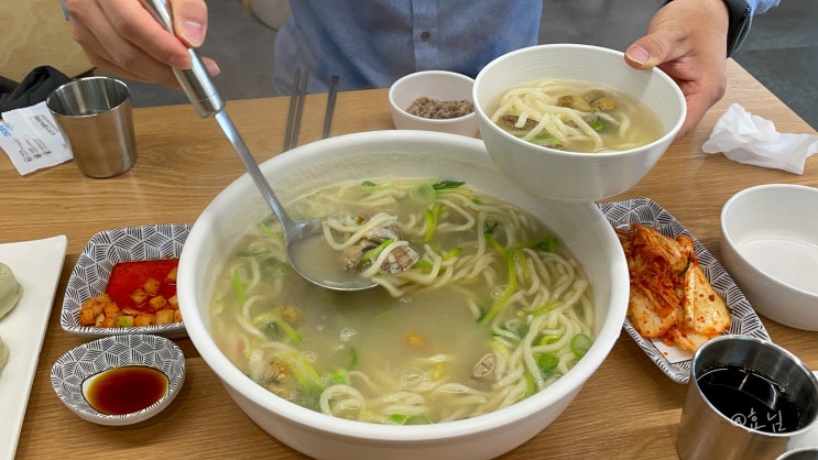  광주 신창동 바지락칼국수 맛집 바칼