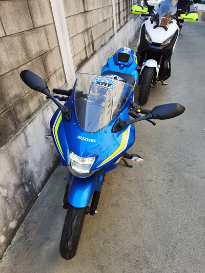  오토바이출장수리 스즈끼GSX-R125오토바이방전 배터리교환 완료