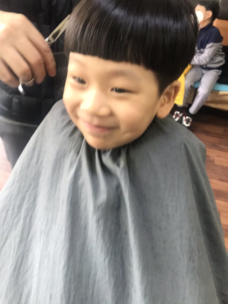 [슈파 삼형제] 머리를 깎았어요.