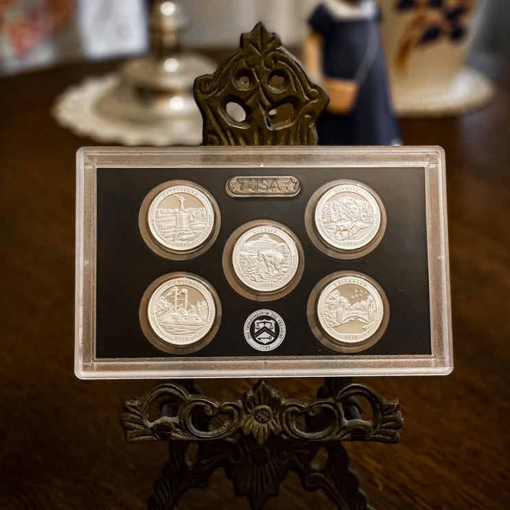 국제 금거래소에서 운영하는 금은투자클럽 카페에서 진행한 3만 회원 가입 이벤트 당첨 선물 ‘2011 United States Mint Silver Proof Set’
