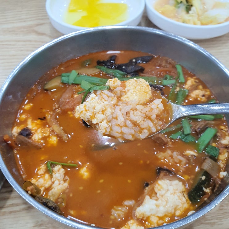 강릉여행 옛날김밥 빙그레김밥 & 강릉순두부동화가든 후기