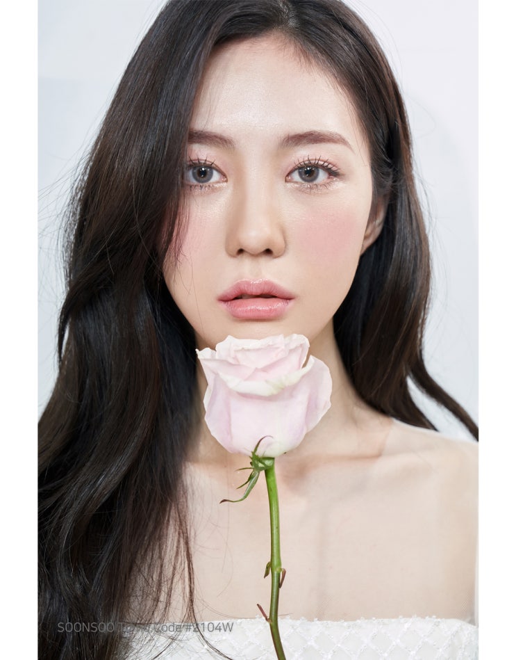 순수 2021 SS 웨딩 트렌드 #2104W / 순수청담본점 메이크업 트렌드 순수 2021 SS 웨딩 트렌드 #2104W / 순수청담본점 메이크업 트렌드