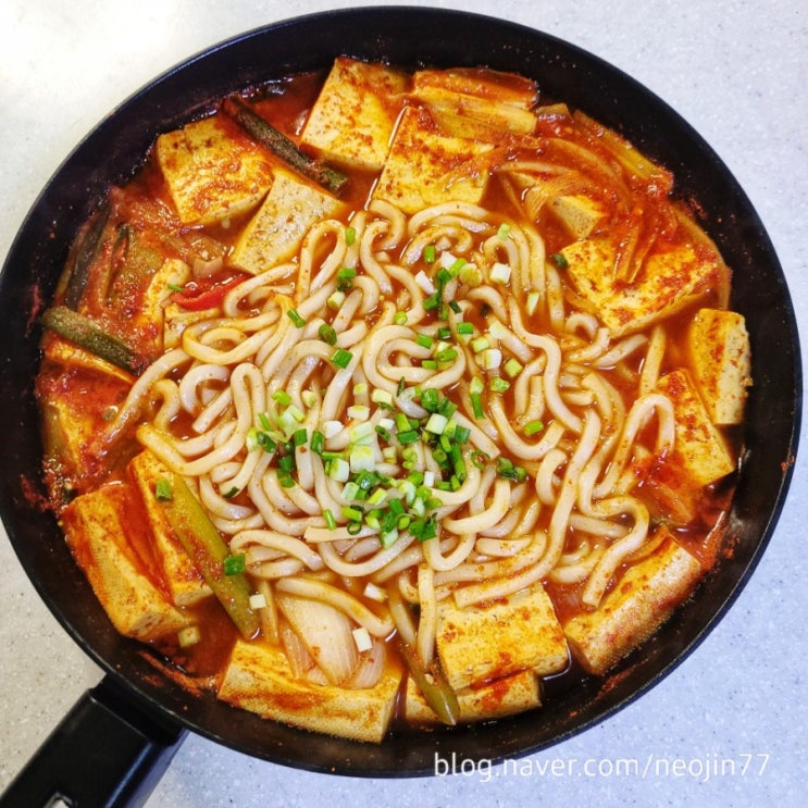 두부요리 얼큰 두부두루치기 만들기 저녁메뉴로 좋아요 두부요리 얼큰 두부두루치기 만들기 저녁메뉴로 좋아요