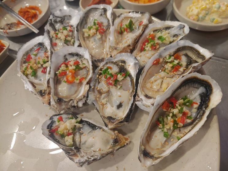  일산 정발산역 라페스타  굴&조개 맛집 굴사냥 본점후기