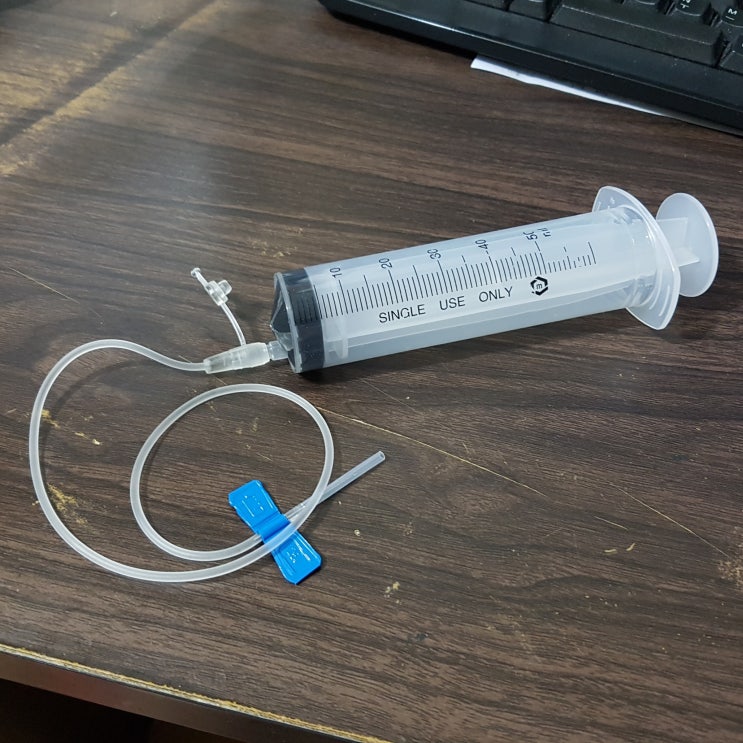  한국백신 50ml 주사기 강아지 피하수액 위해 구매해보았습니다. (주사기 가격, 파는곳, 유효기간, 바늘 포함)
