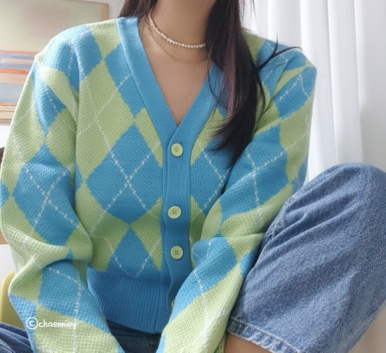  후기 / 블랙업 자체 제작 아가일 가디건,  롱 슬리브 티셔츠.