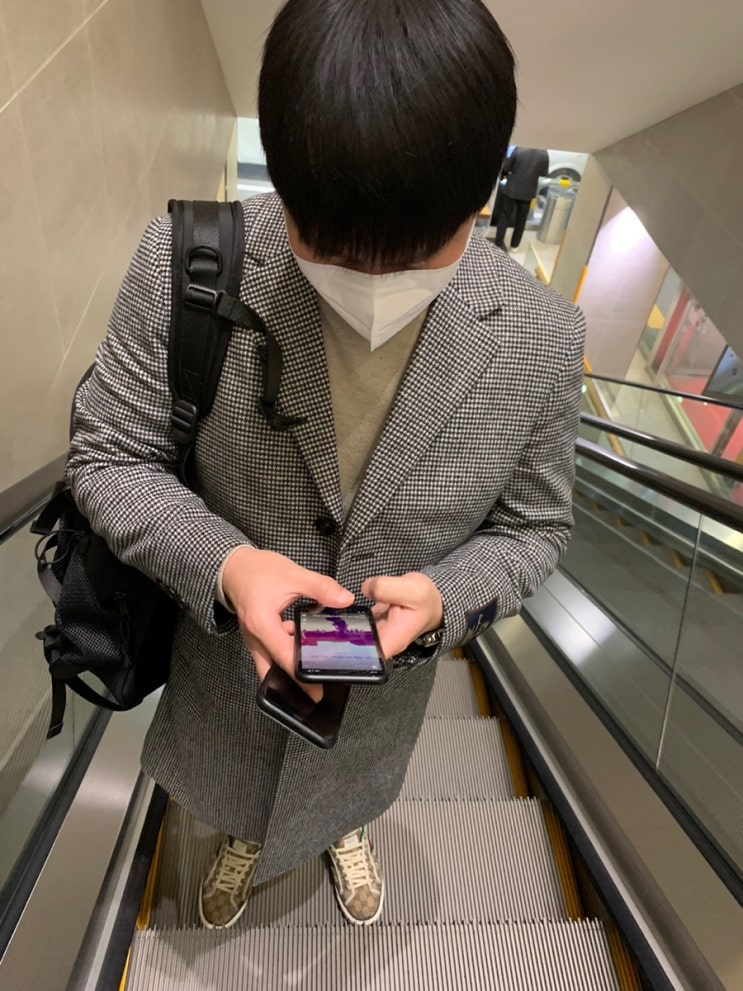  앤드지 정해인 글랜체크 코트 찢어버림