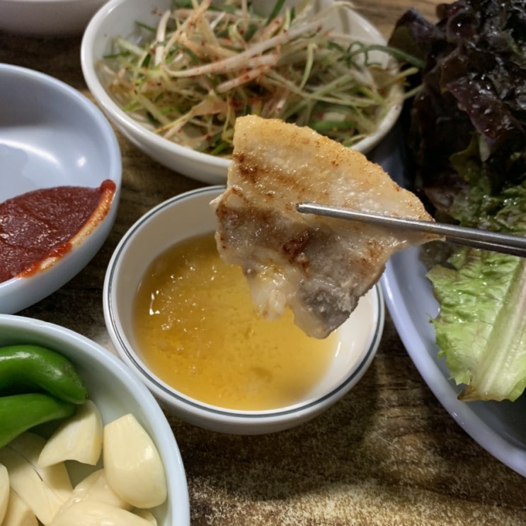  신림 맛집 추천 1인분 7000원 가성비 냉동삼겹살 맛집 “전주식당”