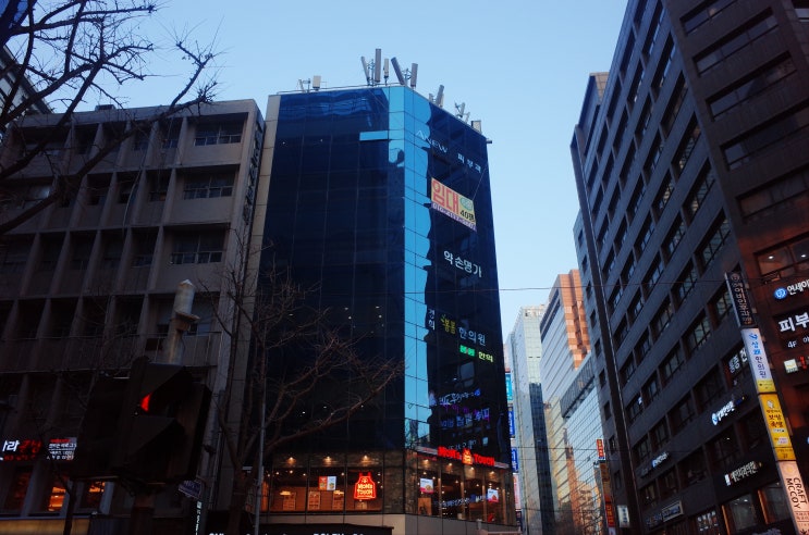  시청역 피부과 쫀쫀한모공 만들기 레이저 어뉴클리닉
