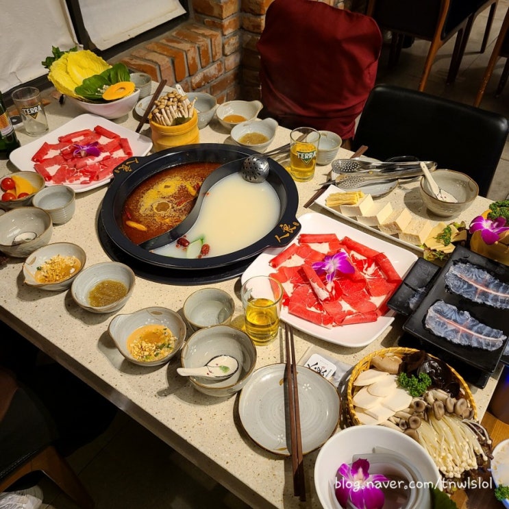  고급진 훠궈가 먹고싶다면 신사역맛집 인량훠궈 추천
