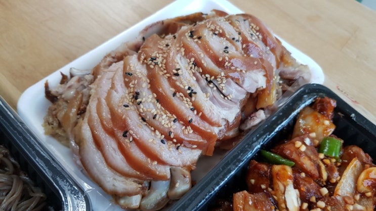 수원맛집 족발배달은 바로 배가족발 우만점