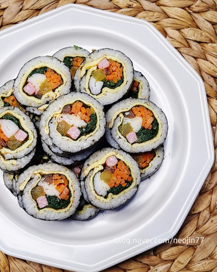 김밥 계란지단김밥 집김밥 밥양념 부터 맛있게 만드는법 김밥 계란지단김밥 집김밥 밥양념 부터 맛있게 만드는법