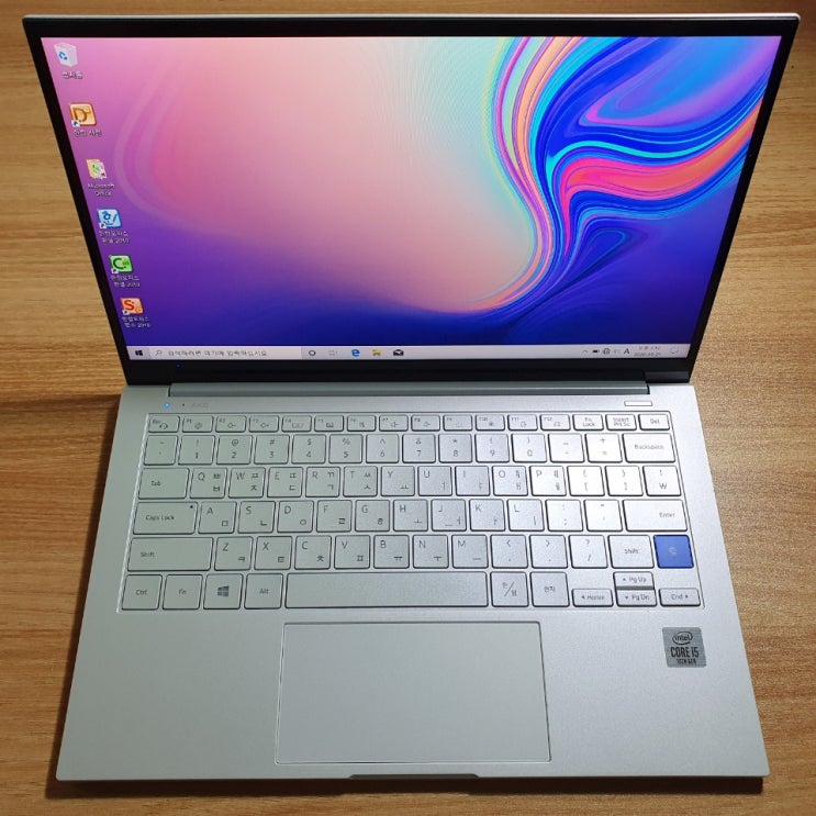  삼성 갤럭시북 이온 NT930XCR-A58A 13인치 중고노트북