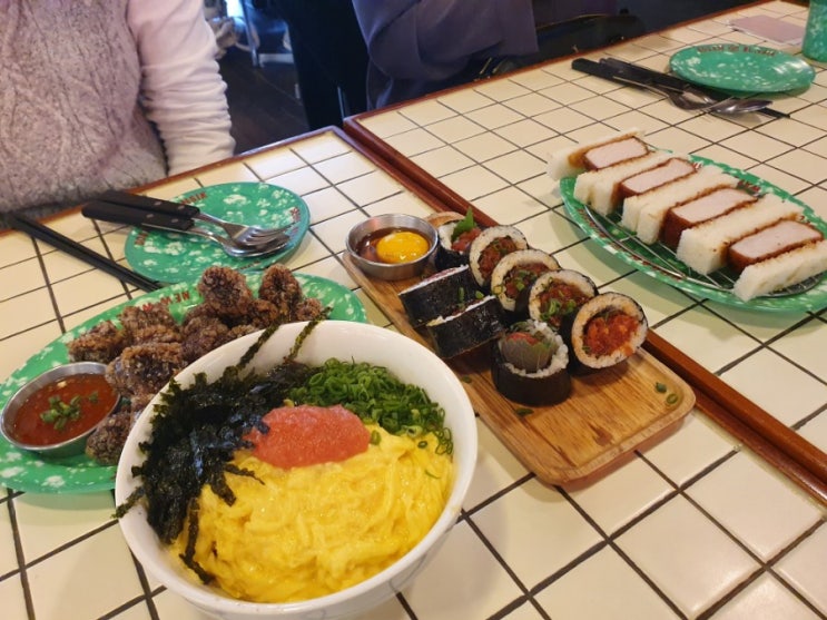 가로수길 | 도산분식