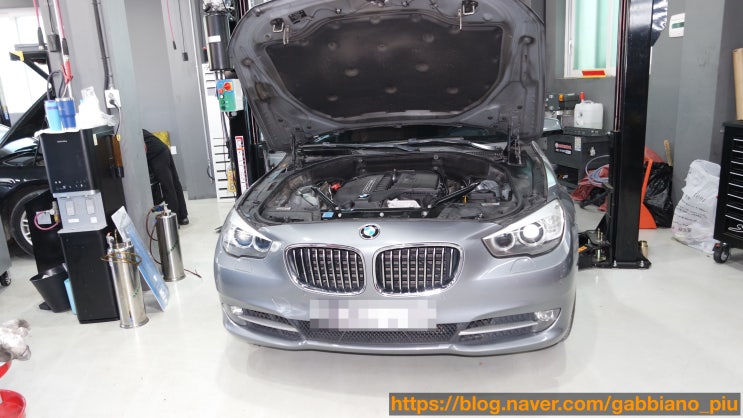  BMW 5시리즈 N55 엔진 오일 팬 개스킷 오일 누유 - 남양주수입차정비소 다산수입차정비소 구리수입차정비소 덕소수입차정비소 별내수입차정비소 아우토베르크