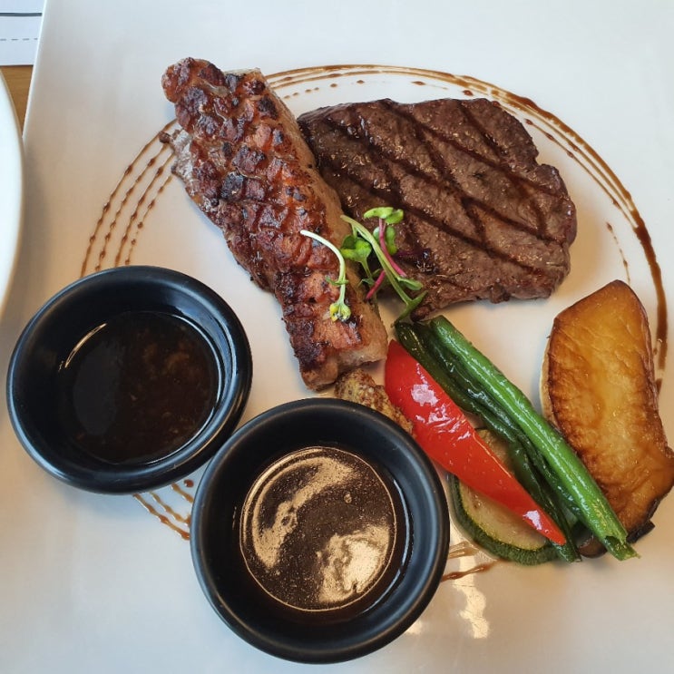  경주역 맛집 고급졌던 더스텍