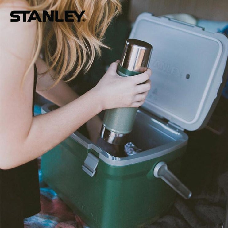 인기있는 STANLEY 스탠리 아이스박스 차량용 휴대용 여행용 캠핑, 15L, 화이트 추천합니다