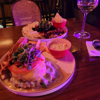  구의역맛집 레트로 분위기로 와인 즐기기 좋은  풘샵