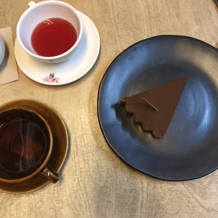  이태원에서 춘천으로 이전한 디저트 맛집 카페 러블리숑숑