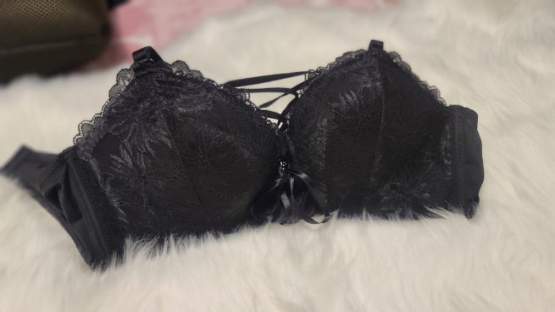 [에메필 Lace Up노와이어 초모리 브라] 에메필초모리 언더웨어로 볼륨과 편안함을 동시에 만족....