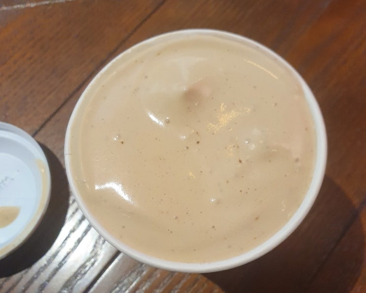  던킨 버터스카치라떼 무슨맛인지 궁금하세요?