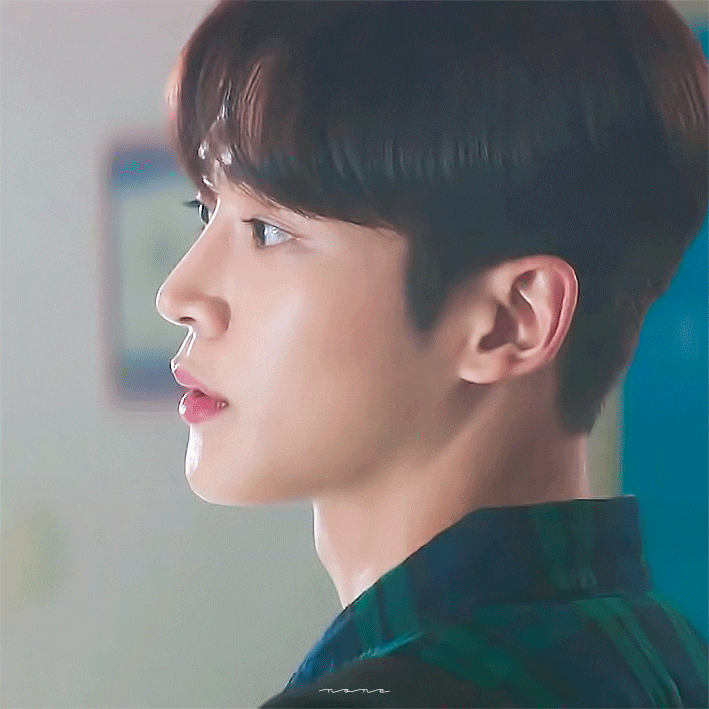  <선배, 그 립스틱 바르지 마요> 로운(채현승) 사진 움짤.jpgif