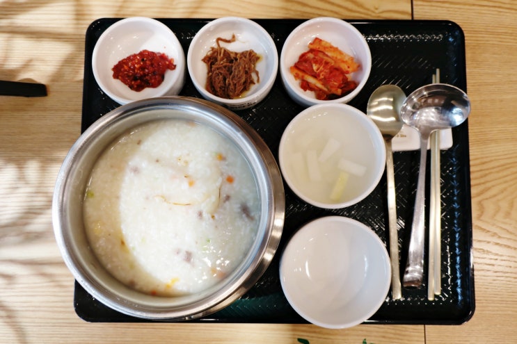  자연송이죽 인천 솥죽전문점(죽이야기 동춘점 봄추천음식)
