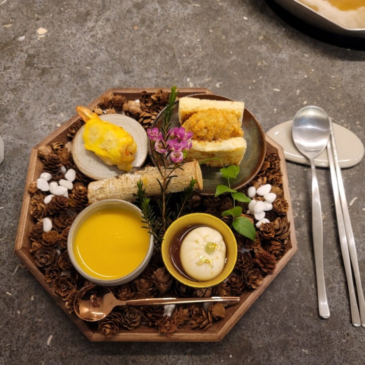  여의도 데이트 후 맛집 찾는다면 '모도우'
