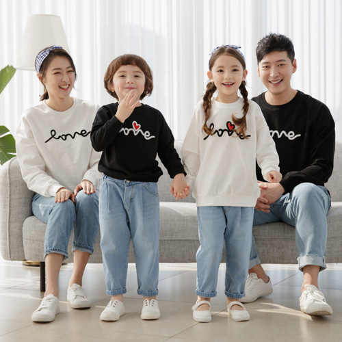 잘팔리는 이즈러브 맨투맨 가족커플룩 좋아요 잘팔리는 이즈러브 맨투맨 가족커플룩 좋아요