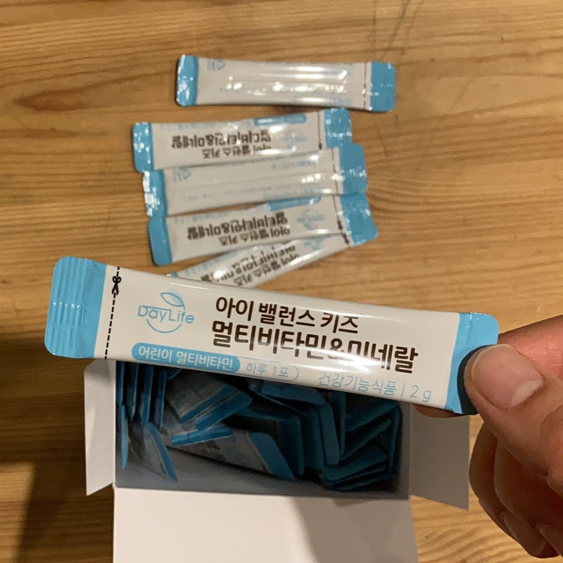 어린이 종합비타민이 간편해서 좋아요! 5