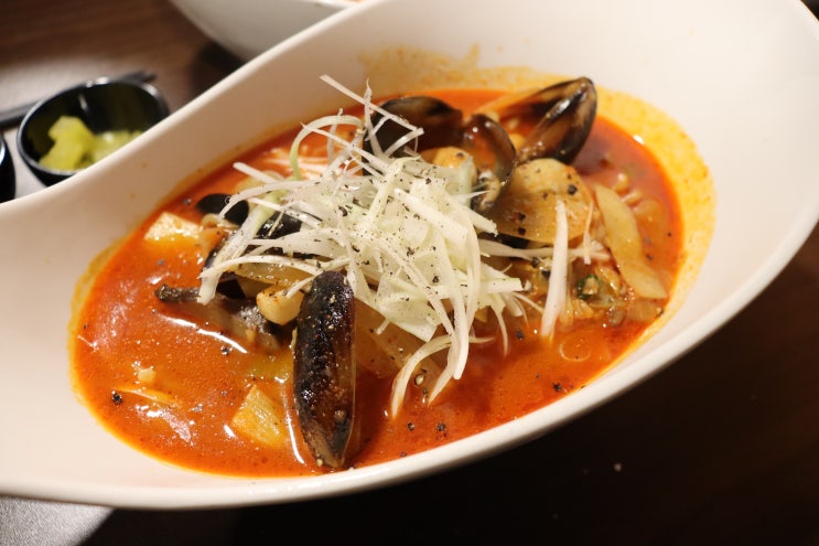  [온천장 맛집] 점심에만 먹을 수 있는 스페셜 짬뽕맛집 ' 뽕발란스' (836 바베큐치킨 부곡점)