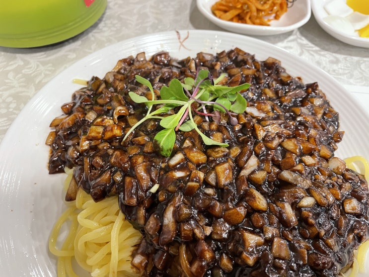  강남 짜장면 맛집 안사부 비건으로도 가능